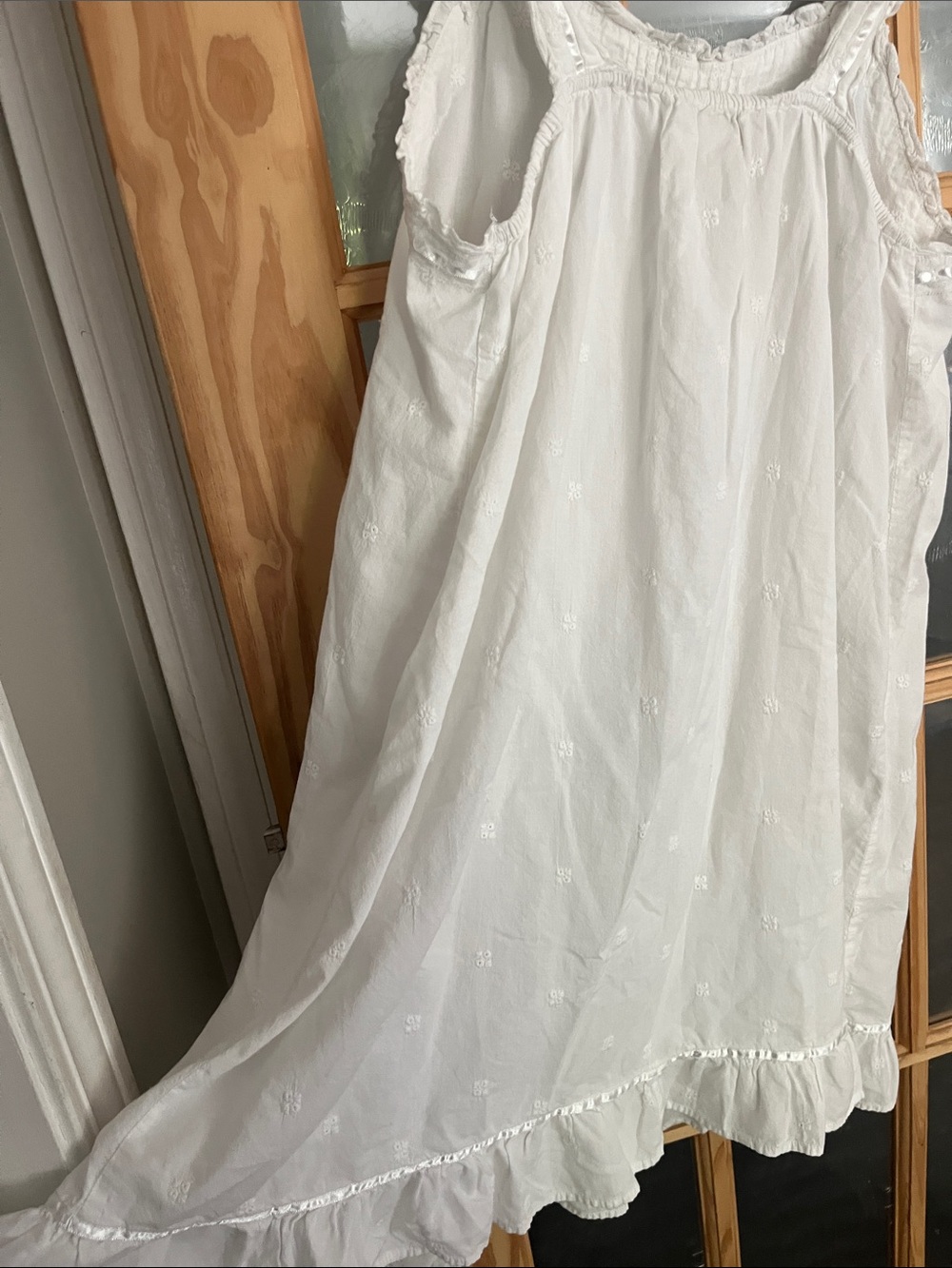 Saint Tropez west 100% cotton eyelet chemise nightgown, Sz large, cottagecore - Picture 6 of 6